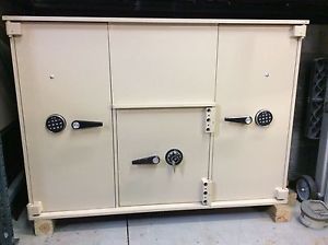 Large Multi-Compartment Safe