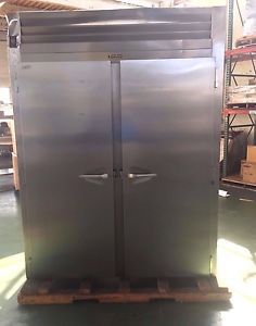 Traulsen Heated Cabinet, Roll-In, Two Section, Stainless