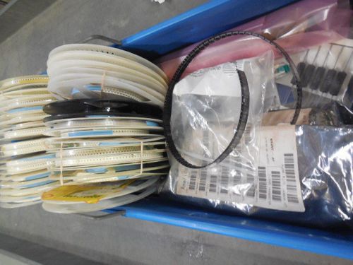 LOT 18 MISC LOT OF ELECTRONIC COMPONENTS