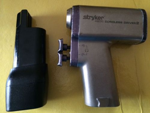 Stryker 4200 Cordless Driver 2 w/ Battery