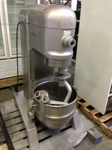 USED HOBART 60QTS MIXER WITH BOWL AND 1 ATTACHMENT