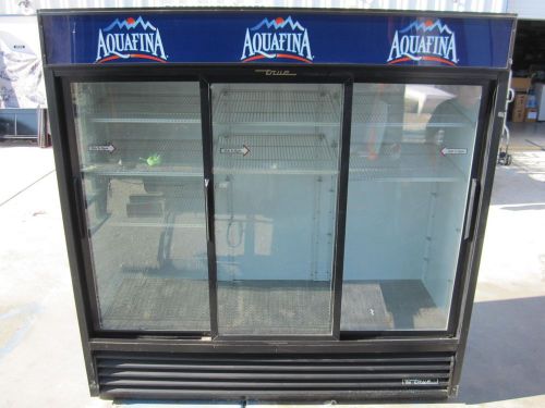 True GDM-69 3 Door Glass Sliding Door Refrigerator Aquafina  2007  Works Perfect