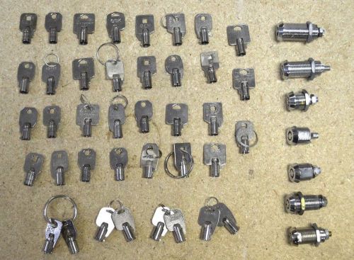 Lot of 45 Pieces Locks &amp; Keys Vending/Slot/ATM/Cigarette Machine Junk Drawer