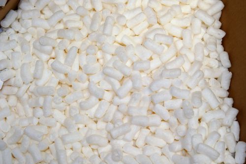 Biodegradable Packing Shipping Peanuts 3+ lbs - 42 Gal - 5.61 Cubic Feet