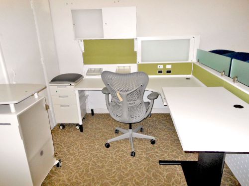 Refurbished! 4x6 Custom Cubicle Stations/ Call Centers / Desking Systems