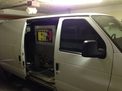 2006 ford e-150 van with ultra powerful mounted carpet cleaning ** 26k miles** for sale