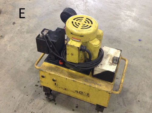 Enerpac 30000 series hydraulic power unit pump per3305b w/ 1.5 hp motor for sale