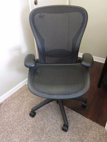 Herman Miller Aeron Chair Size C -Fully Assembled- Wheels, Leather Armrests