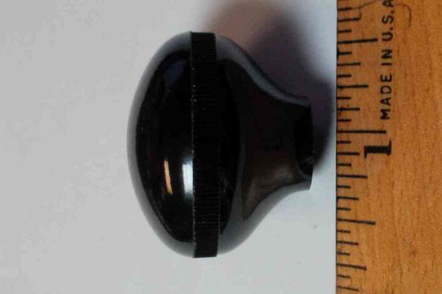 ZLD838D BLACK PLASTIC KNOBS THREAD SIZE: 3/8&#034;X24     NEW OLD STOCK  **4 PC LOT**