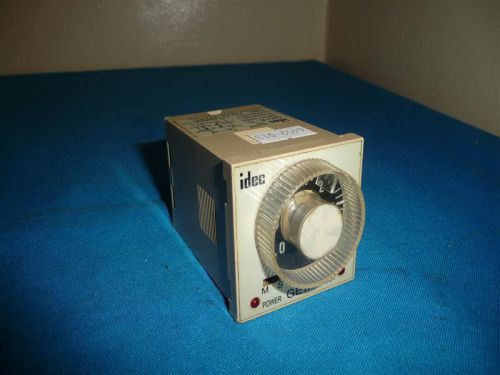 IDEC GE1A-C GE1AC Electronic Timer w/o Socket