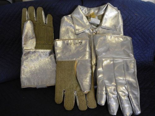 GUARDWELL PRODUCTS HEAT RESISTANT ALUMINUM COAT AND GLOVES