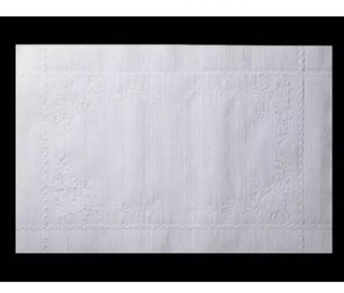 (1000) Lapaco White Bond Embossed Disposable Placemats 10x14 200-003