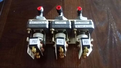 LOT of 3 BARKSDALE E1S-GH90-E1 Mechanical Pressure Switches