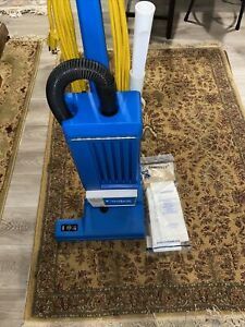 Castex LT 1601 lite trac Commercial Upright vacuum- Works Great