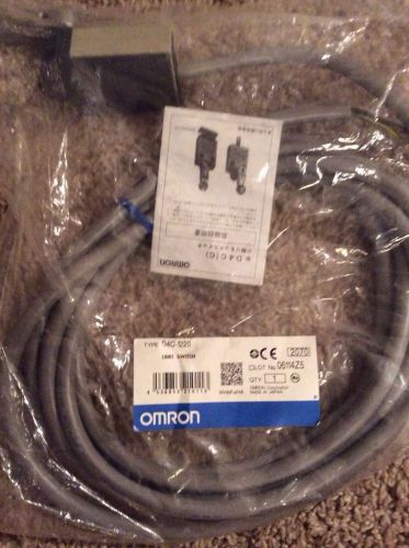 NEW OMRON Limit Switch D4C-1220