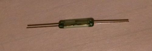 Lot of 100 HAMLIN MDRC-4 MAGNETIC REED SWITCH    27-32 NEW