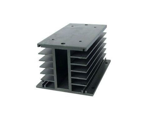 Black Aluminum Heat Sink For  3 Phase Solid State Relay Heat Dissipation Cooler