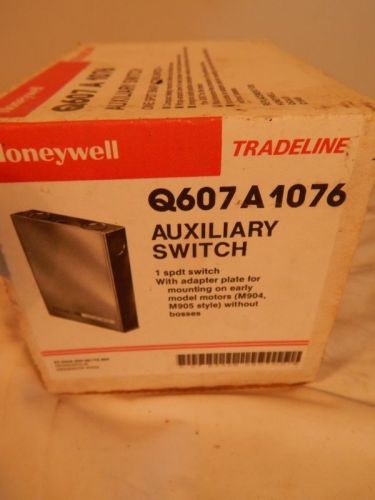Honeywell Q607 A 1076 Auxiliary switch NIB