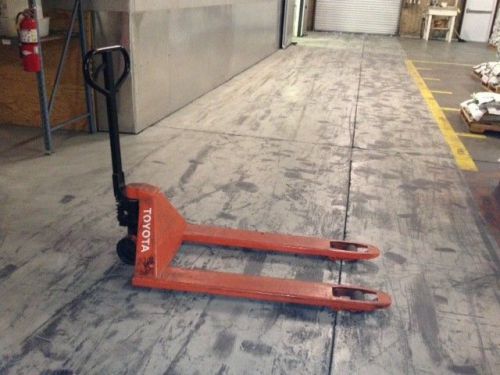 Toyota hand pallet truck for sale