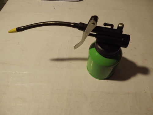 Refillable 6.3oz squeeze trigger oil pump can &gt;flexible spout&gt;get-r-done for sale