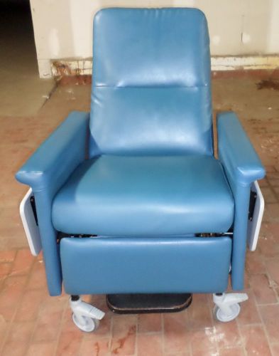 CHAMPION Patient Bariatric Dialysis Chair Recliner Blue