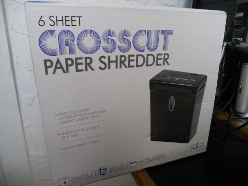 Crosscut Paper Shredder, 6 Sheet plus Credit Cards, LX60B, New In Box