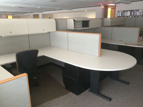 KNOLL REFF OFFICE CUBICLE MODULAR  STATIONS VERY GOOD CONDITION, PRICED CHEAP!
