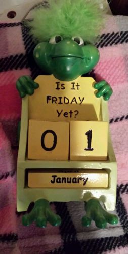 Frog is it Friday Yet Date