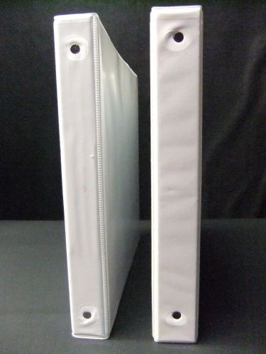 Mixed lot of 2 white 1in. &#039;View&#039; binders - holds 175 sheets