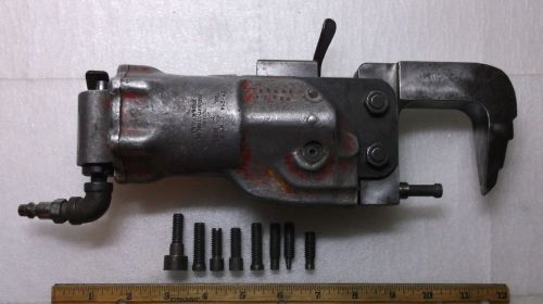 1 Chicago Pneumatic CP214 Rivet Squeezer CP-214 Riveter, Rivet Gun