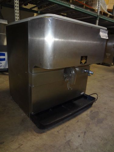 H.d. commercial &#034;cornelius&#034; 200lbs capacity counter top  ice &amp; water  dispenser for sale