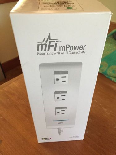 Ubiquiti mFi mPower, 3-Port Power (US) Wifi Power Strip