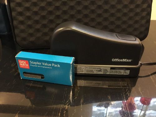 OfficeMax BLACK Electric Stapler Model OM97436 2007 Nice