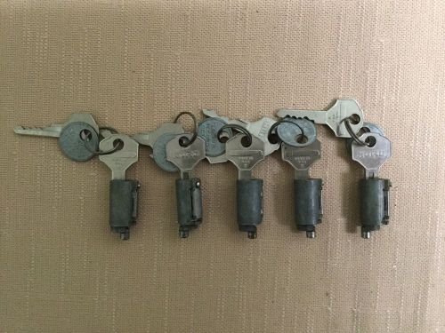 Vintage 1940&#039;s Ford Ignition Cylinders w/Keys and Tags, Set of 5 - Locksmith
