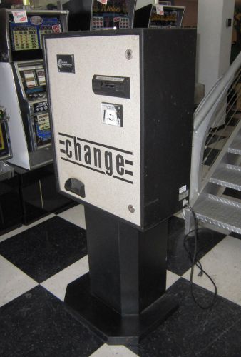Standard sc-62 bill to coin changer &gt;&gt;&gt; front load w stand ~ sale priced!!! for sale