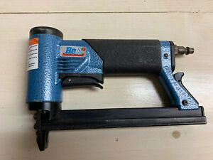 BeA 71/16-401 Upholstery Staple Gun Stapler Tool Blue Black 6 Bar Germany