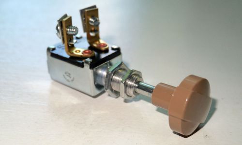 Push-pull switch  -on-off - cole hersee 5007 10 amp w/ tan knob wheel horse 5273 for sale