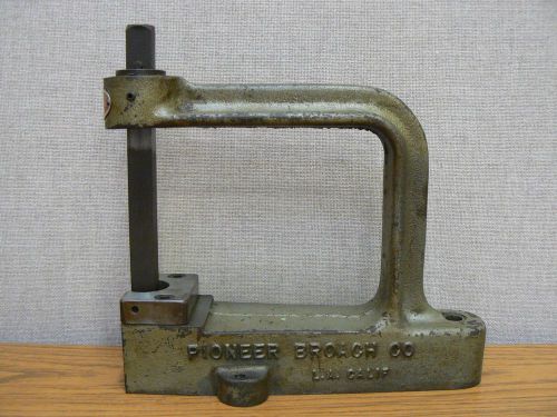 PIONEER  BROACH CO. HAM-R-PRESS ARBOR PRESS MODEL 75