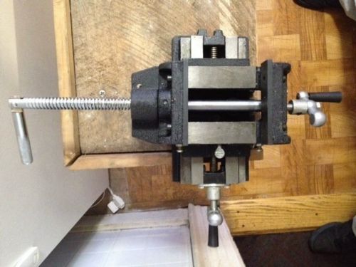 Pittsburgh 4&#034; Cross Slide Vise stock No. P 538 (well kept &amp; reliable old fashion