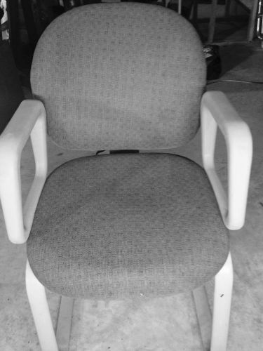 LOT OF 10 OFFICE GUEST CHAIRS BY UNICOR