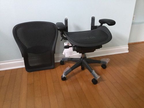 New herman miller aeron chair highly adjustable graphite frame/lumbar pad large for sale