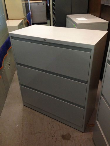 ***3 drawer lateral size file cabinet by steelcase office furn w/lock&amp;key 36&#034;w** for sale