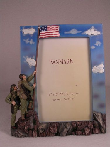 Figurine &#039;American Heros&#039; Photo Frame 4x 6 Picture NIB