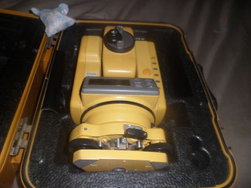 TOPCON GTS-301D  TOTAL STATION FOR SURVEYING &amp; CONSTRUCTION