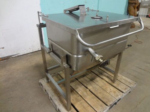 &#034;groen&#034; nat.gas h.d. commercial 30gals. hydraulic tilting skillet / braising pan for sale