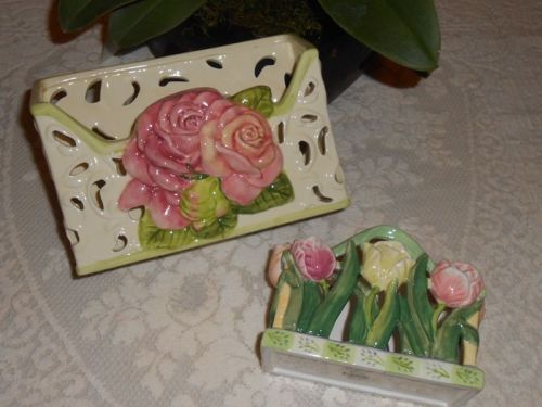 LADY JAYNE LTD HANDCRAFTED CERAMIC FLORAL PADS/PENS DESK NOTES ACCESSORY HOLDERS