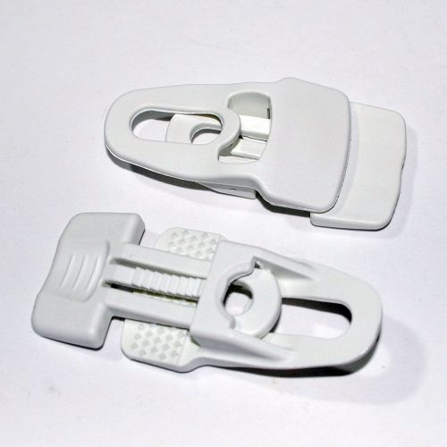 22 Sturdy Plastic Reusable White Ratcheting Banner Clips