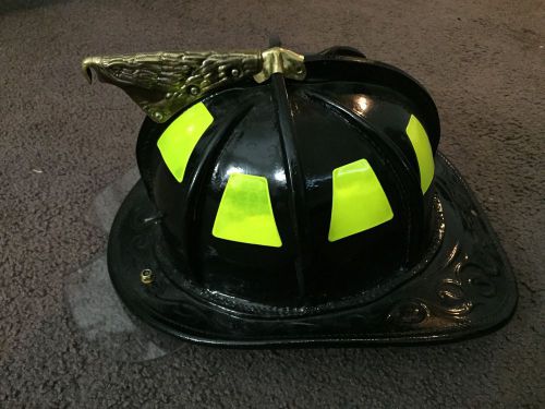 2014 Cairns N5A New Yorker Leather Fire Helmet