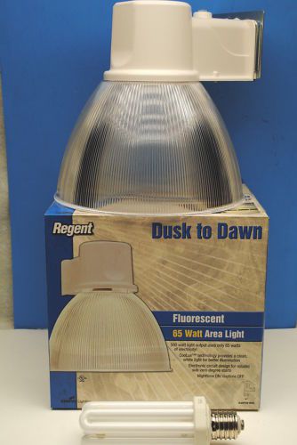 Regent DL65FPCW Dusk To Dawn Area Outdoor Light 65 Watt Fluorescent 120 Volt