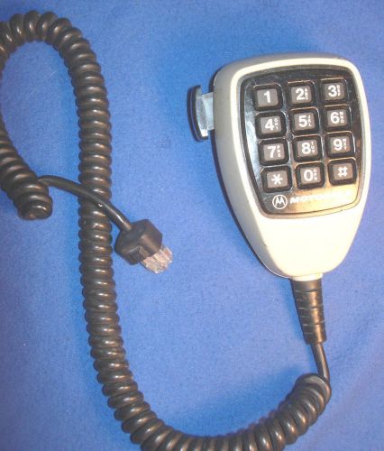 Motorola Maxtrac Radio DTMF Palm Microphone p/n HMN1037B